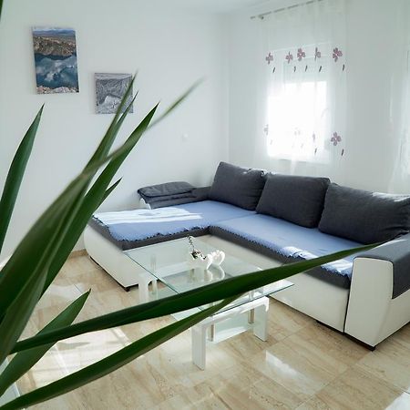 Apartmani Ruzica ماكارسكا المظهر الخارجي الصورة