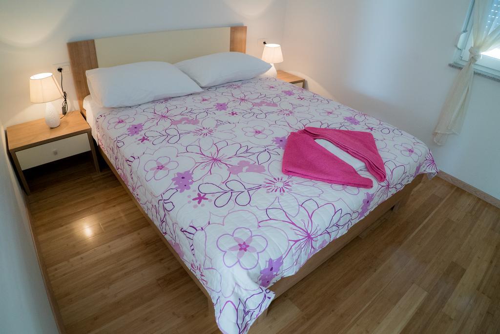 Apartmani Ruzica ماكارسكا المظهر الخارجي الصورة