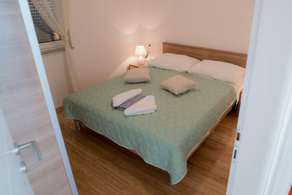 Apartmani Ruzica ماكارسكا المظهر الخارجي الصورة