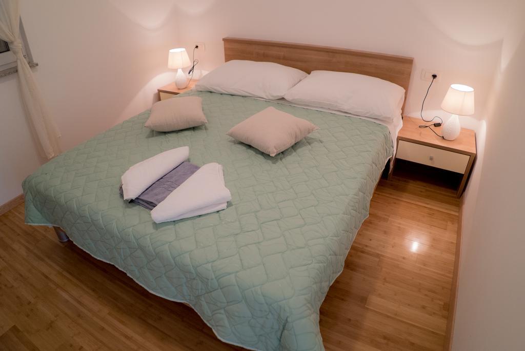 Apartmani Ruzica ماكارسكا المظهر الخارجي الصورة