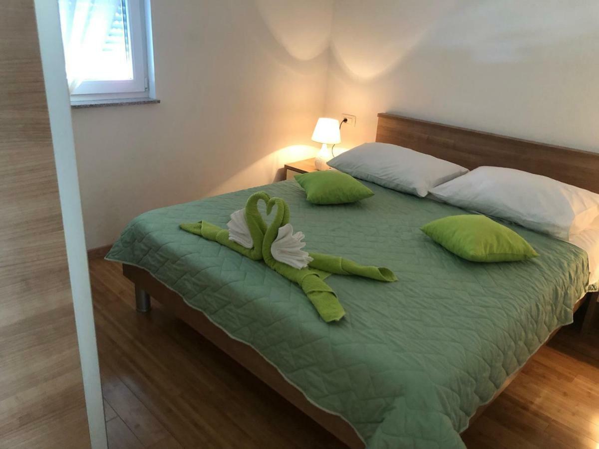 Apartmani Ruzica ماكارسكا المظهر الخارجي الصورة